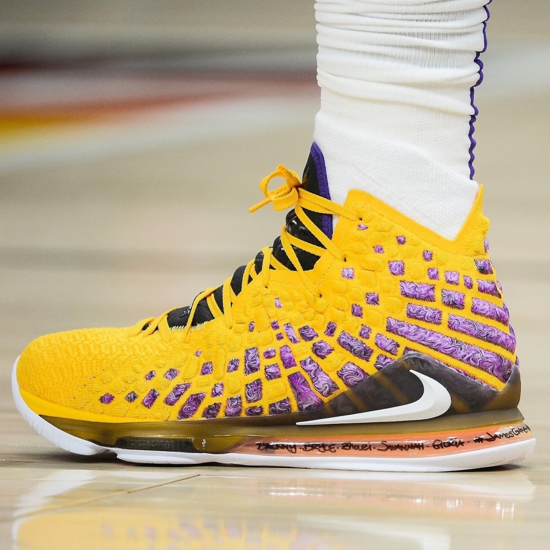 今日球鞋上脚集锦,球鞋上脚合集