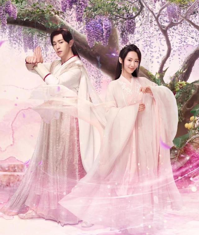 邓伦，身高185cm，体重才65kg，靠3点维持身材，不怕胖