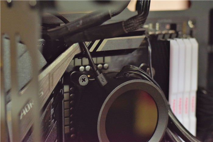 2000块钱的水冷,恩杰海妖水冷一体式