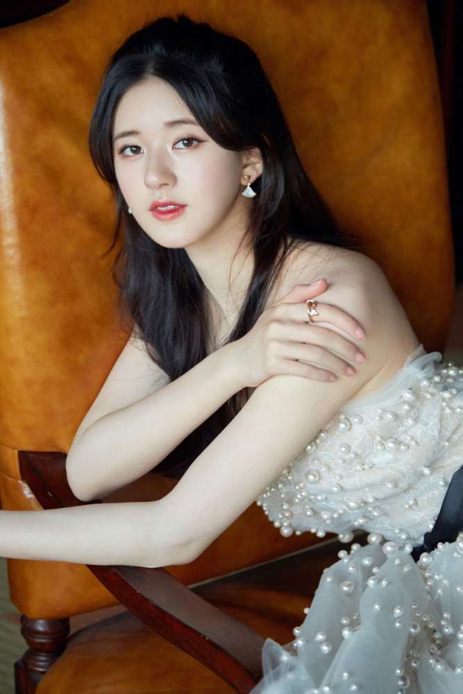 热巴杨幂刘亦菲同台,杨幂热巴刘亦菲高圆圆