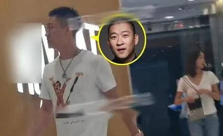 曹云金与富婆女友疑分手?前妻孕期出轨,相声馆倒闭事业爱情全完?