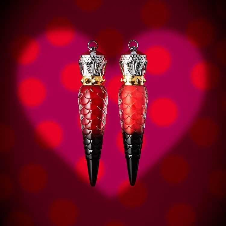 被贵族与王室追捧的CL红底鞋，把“萝卜丁”的魅惑感演绎到极致