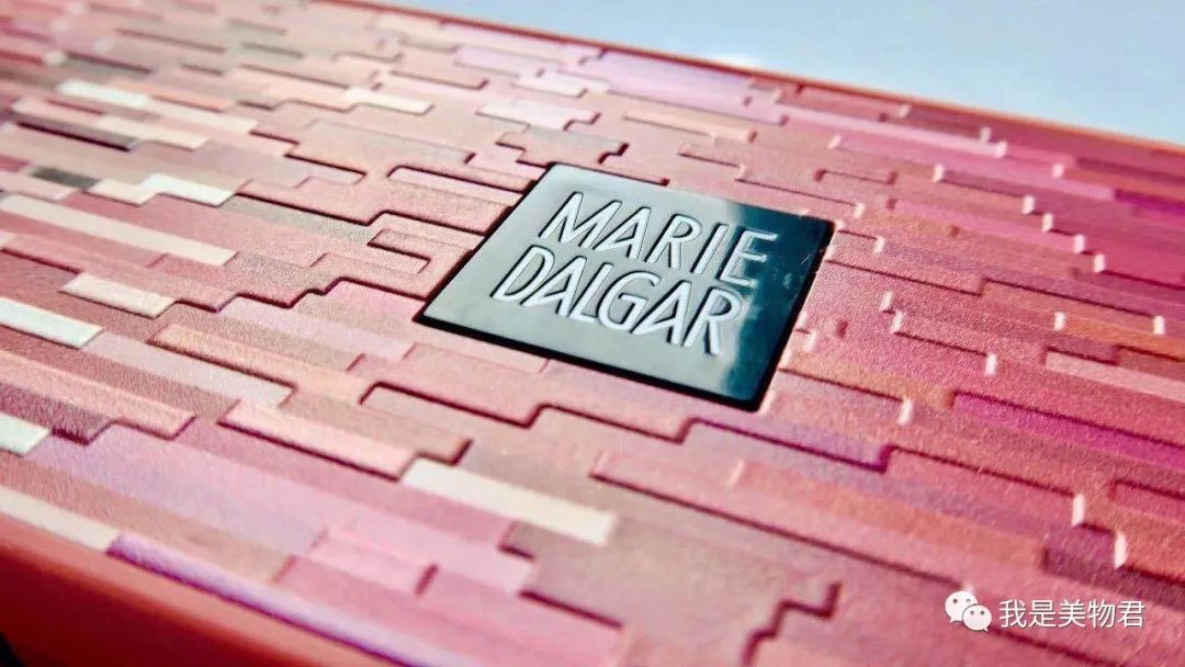 49块竟然比300块还好用，开挂的国产口红真的太美了