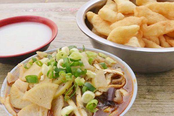 街边饭店100元10个菜,街头大锅菜团购