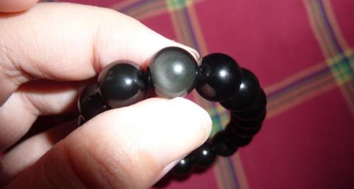 鉴别天然黑曜石真假的最简单方法,黑曜石吊坠真假鉴别方法视频