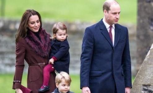 八岁后才能穿长裤，寒冬乔治王子光着小腿冻出鼻涕，小公主乐开花