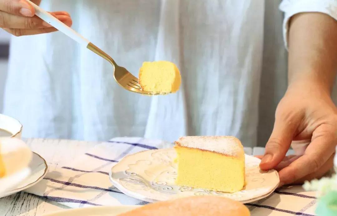 芝士蛋糕丝滑香浓高级甜点,百香果芝士蛋糕无需烘烤简单美味