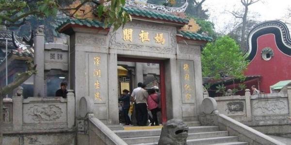 沧州旅游吴桥杂技,沧州非遗杂技表演