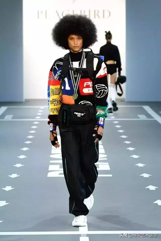 太平鸟春季新品套装,太平鸟收官国际时装周