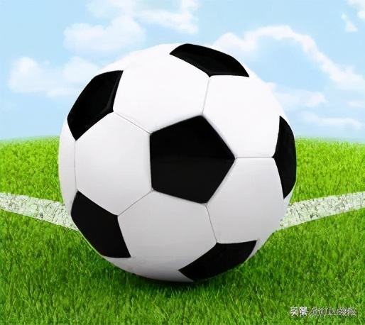 真会玩系列比赛,足球赛现场气氛很嗨