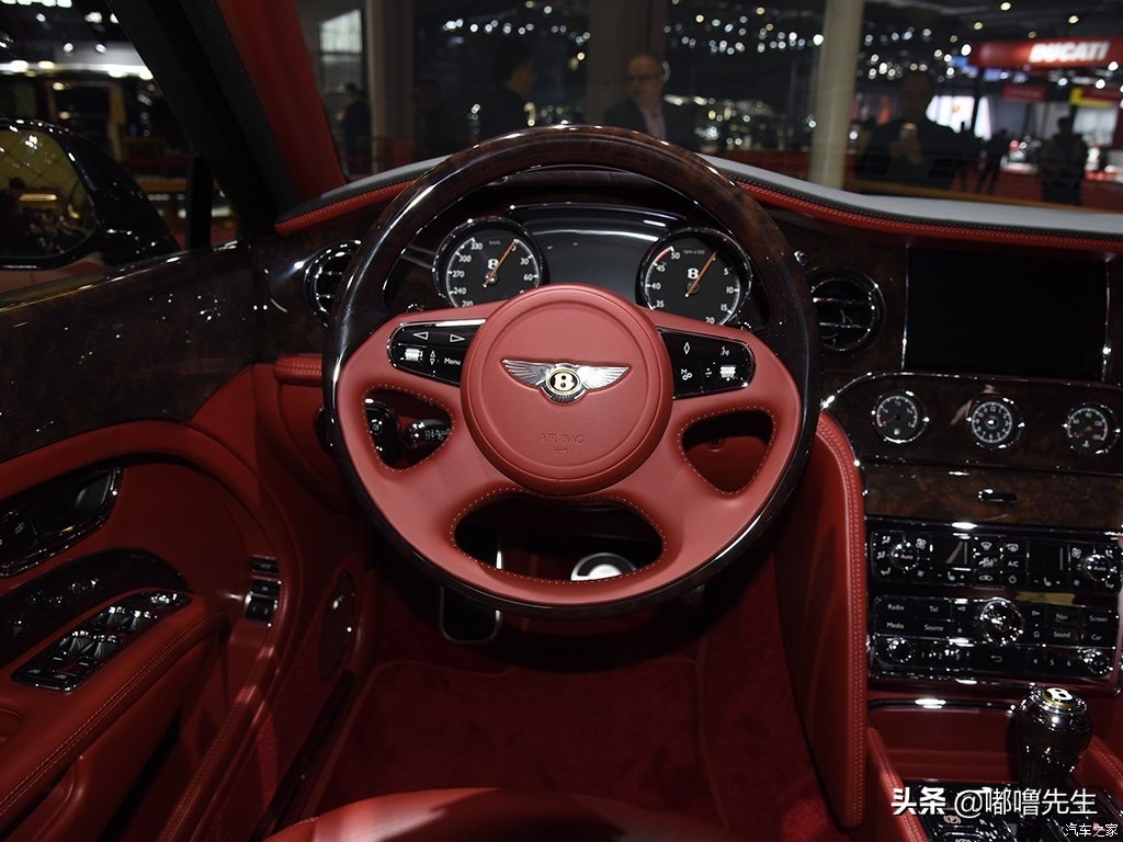 宾利慕尚劳斯莱斯幻影试驾,极尽奢华之旅