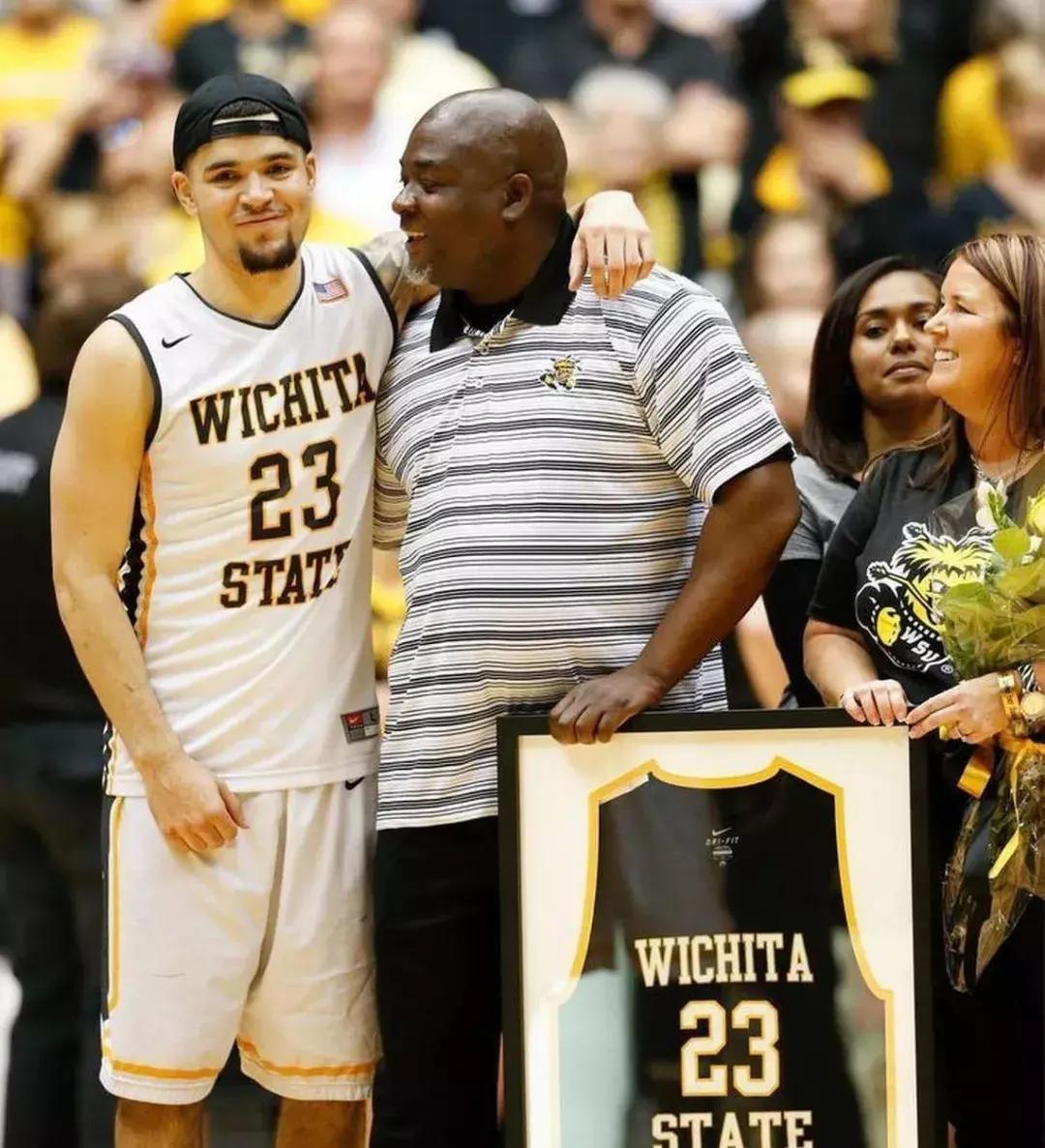 范乔丹一个落选秀的崛起,范乔丹两次晃倒富尔茨