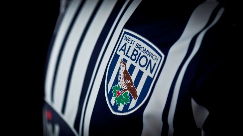 西布朗重返英超,新英格兰2021主场球衣