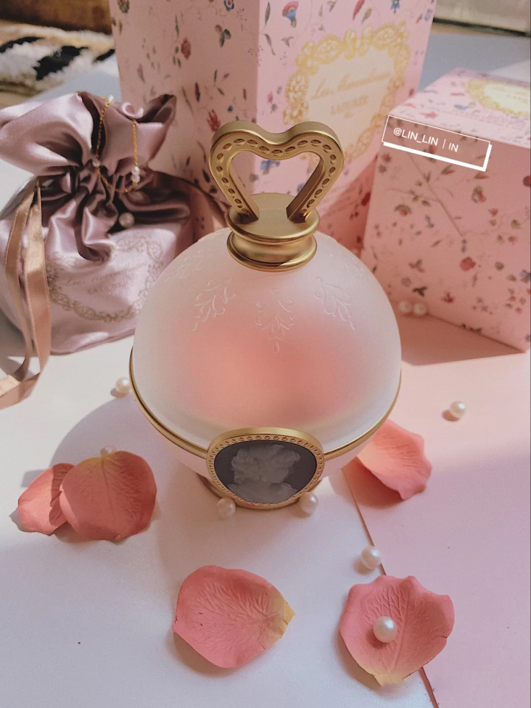 很显气色的腮红,超漂亮的腮红好看又上色