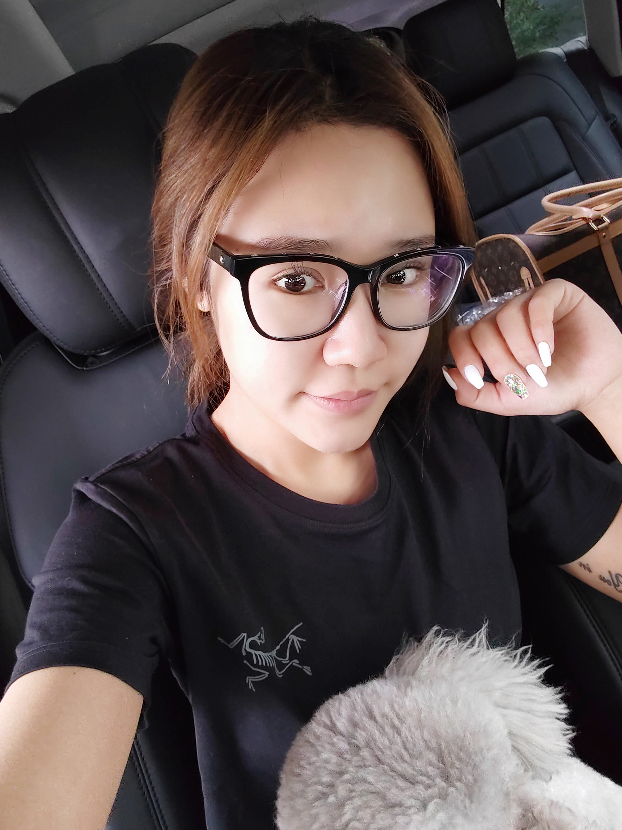 荣耀50pro哪方面值得购买,荣耀50pro的性能比5t活力优越