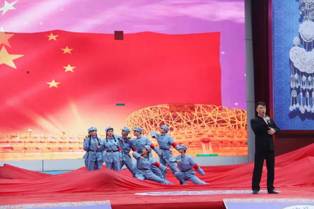 厉害了我们的新时代内容简介,松桃中等职业学校