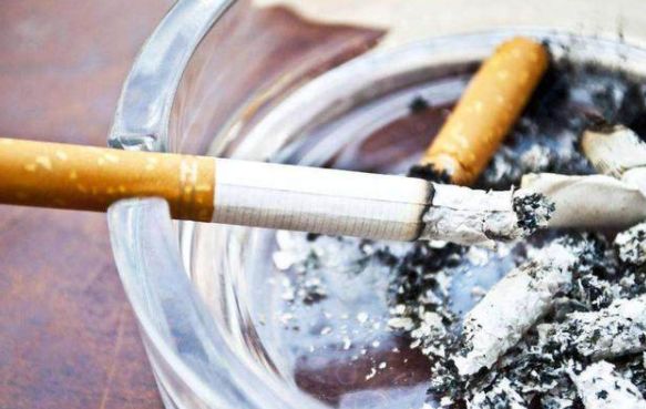 日本人是这么抽烟的，难怪他们活得更久，还是得学他们的抽烟方式