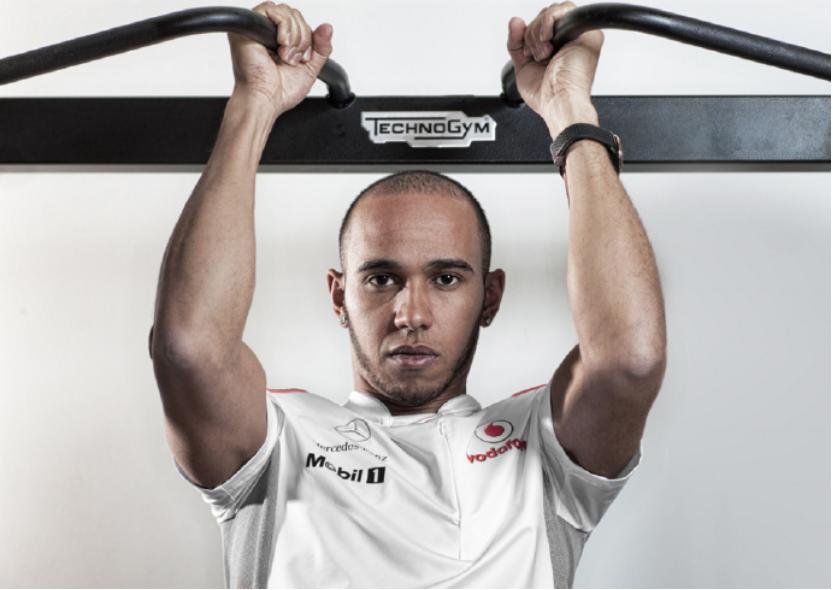 f1开车技术视频,f1驾驶员的感受