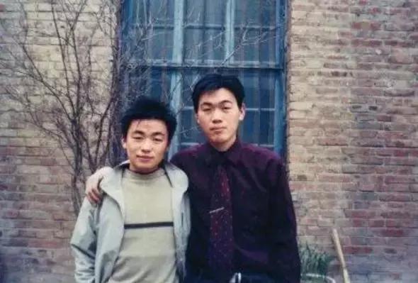 岳云鹏和郭德纲陈年往事,哪一年岳云鹏14岁郭德纲26岁