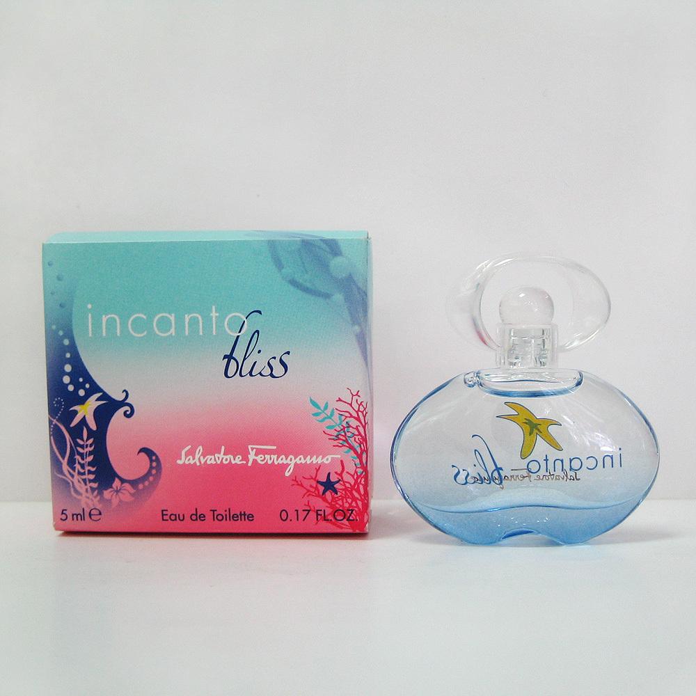 彩妆秋冬必备眼影口红推荐,粉底口红眼影哪个好