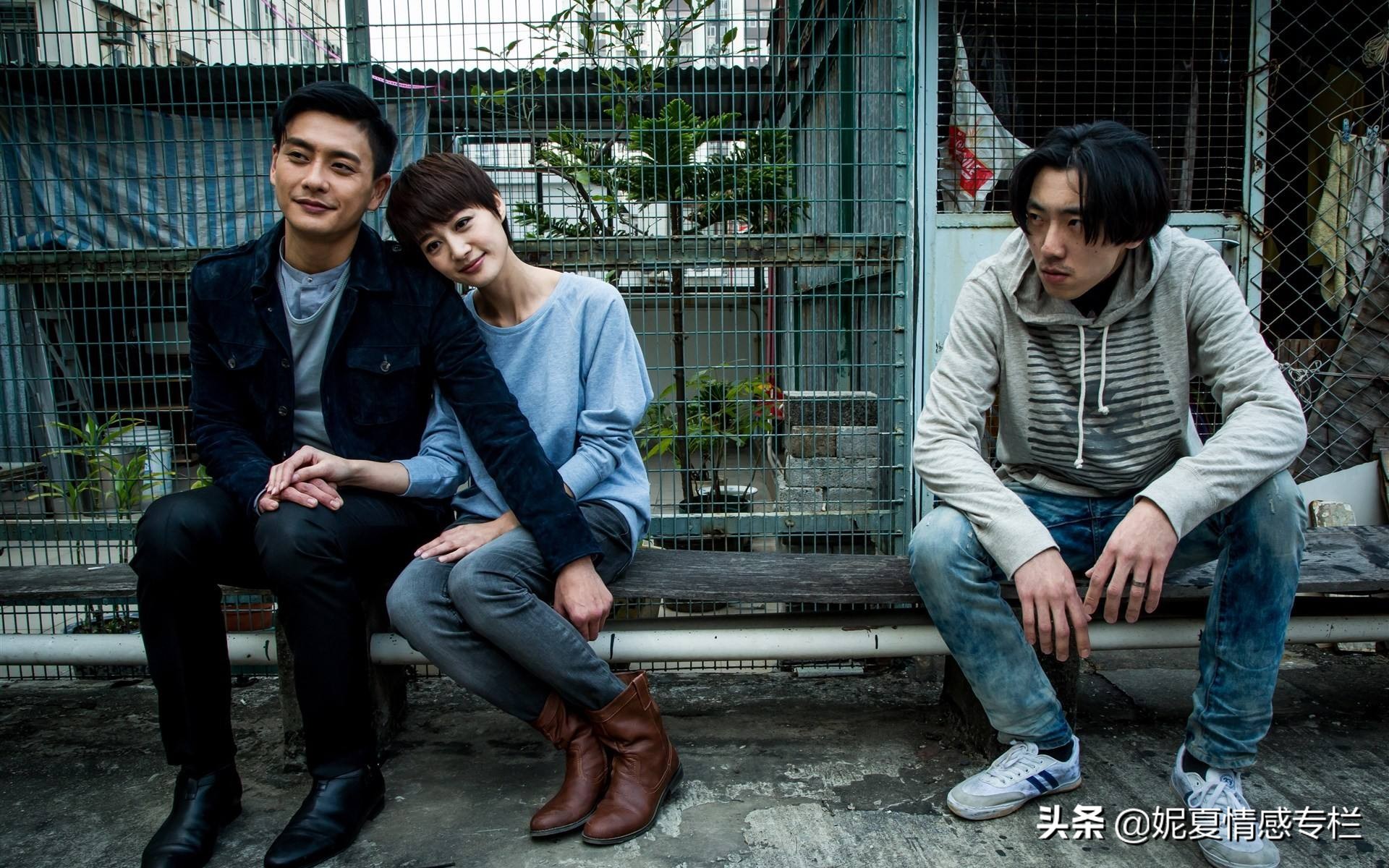 丈夫背着妻子帮弟弟给6万彩礼，去银行取钱，发现妻子留了一手