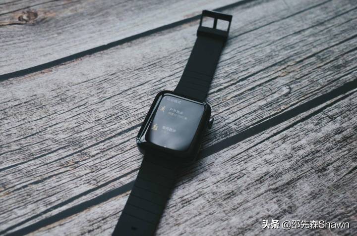 小米儿童手表5x评测视频,小米手表和苹果手表对比评测