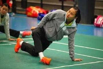 康复体能训练动作大全,体能训练前热身运动有效吗