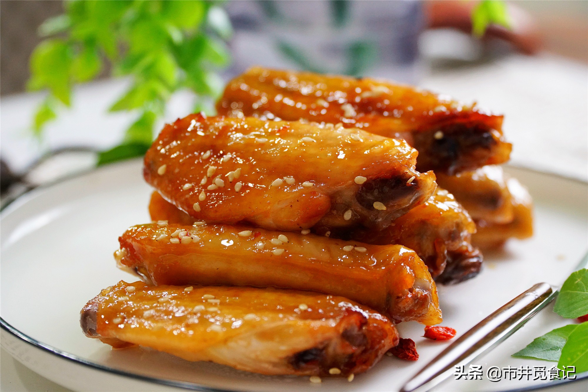 鸡翅直接油炸好吃,鸡翅直接烤还是煮熟