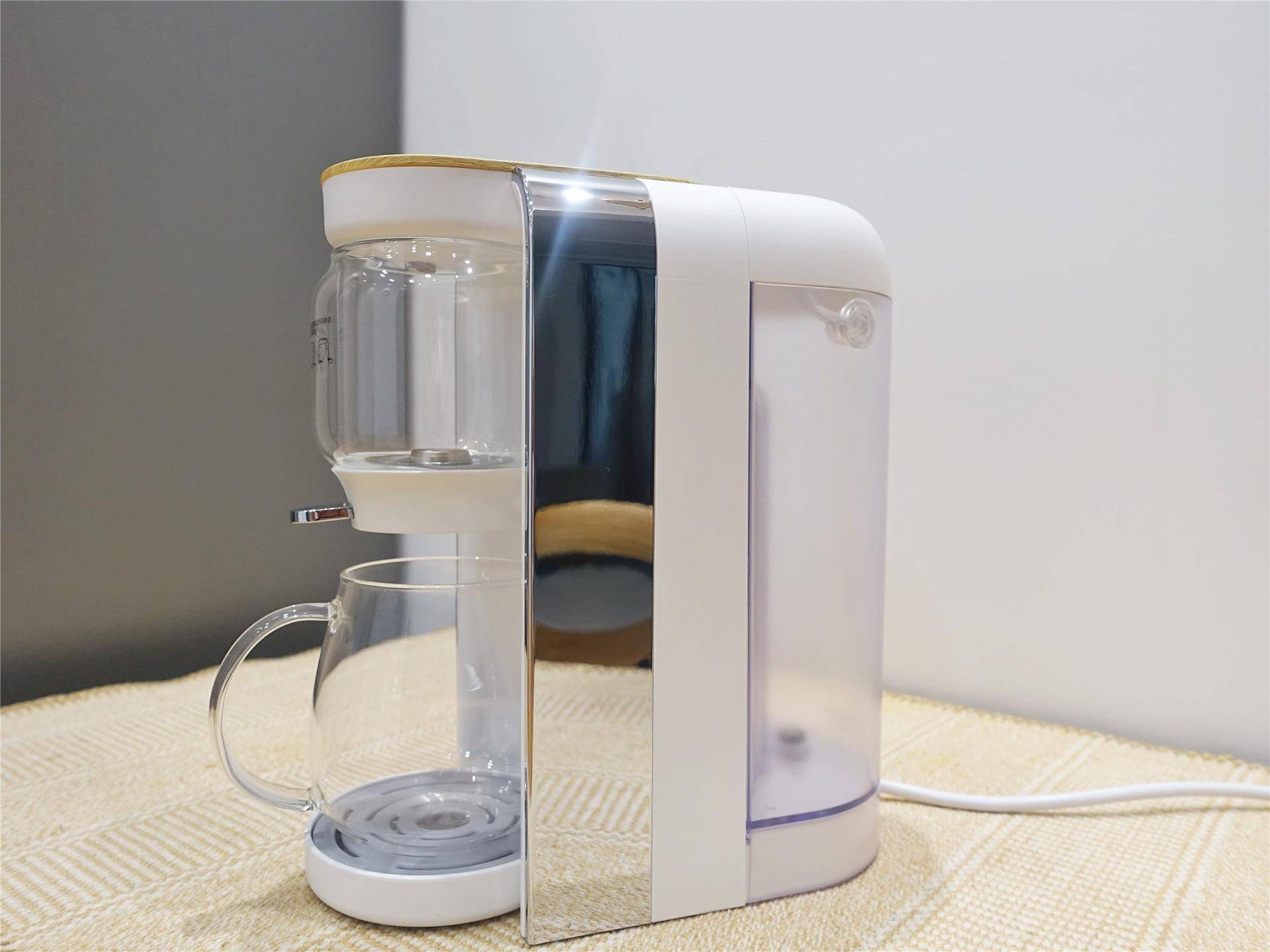 饮水机和茶饮机哪个实用,即热饮水机对比