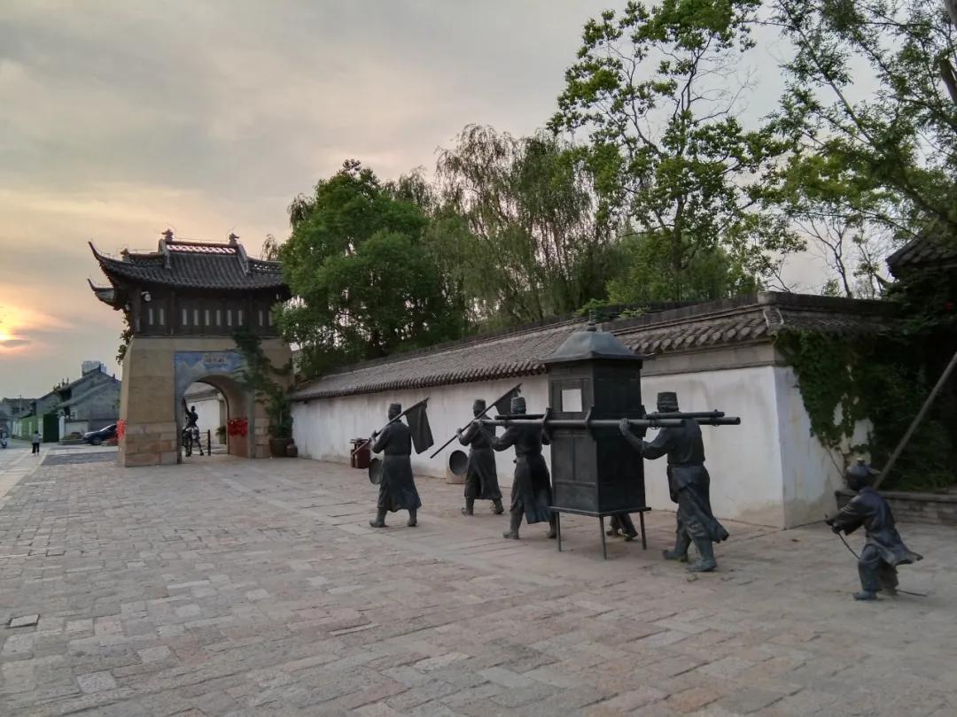 沈坤和吴承恩是亲家吗,吴承恩相亲