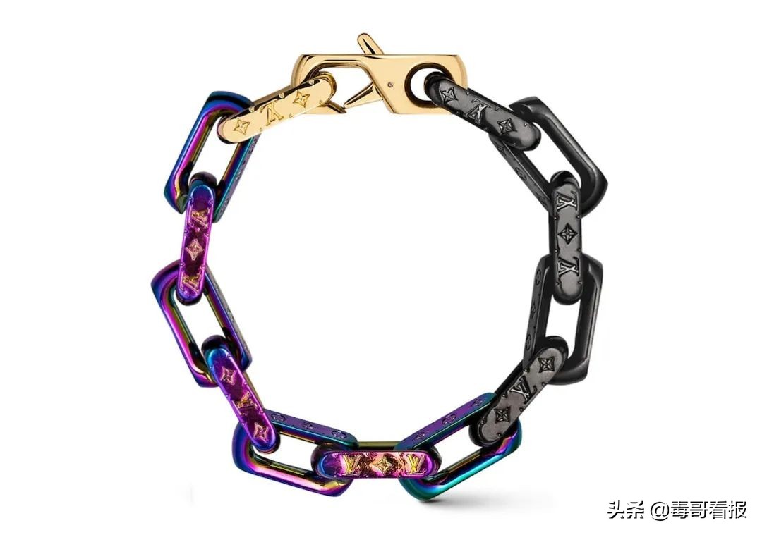 提升穿搭质感的首饰推荐,学会首饰搭配美出高级感