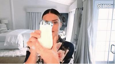 圣诞节怎么哄女友开心,圣诞节跟女友怎么过才开心