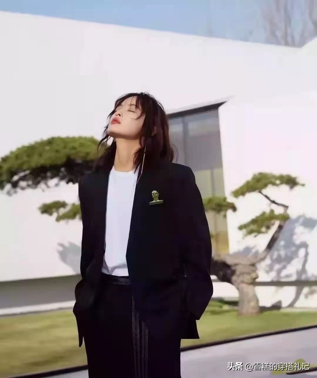 西装外套到底怎么穿才时髦,西装外套一衣多穿的实用搭配