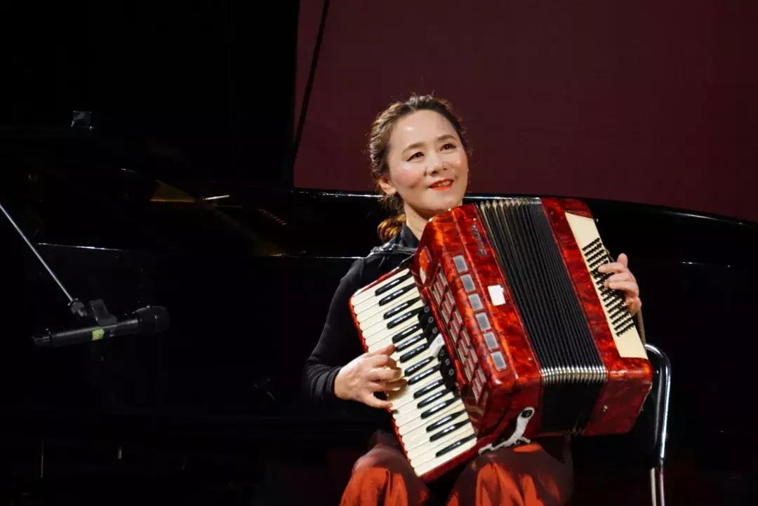 改革开放四十周年献礼,改革开放四十年坚定信心再出发