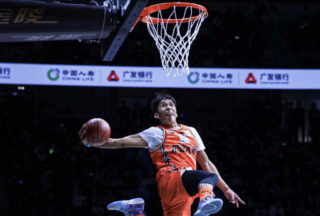 中美街球对比视频,中美街球对比