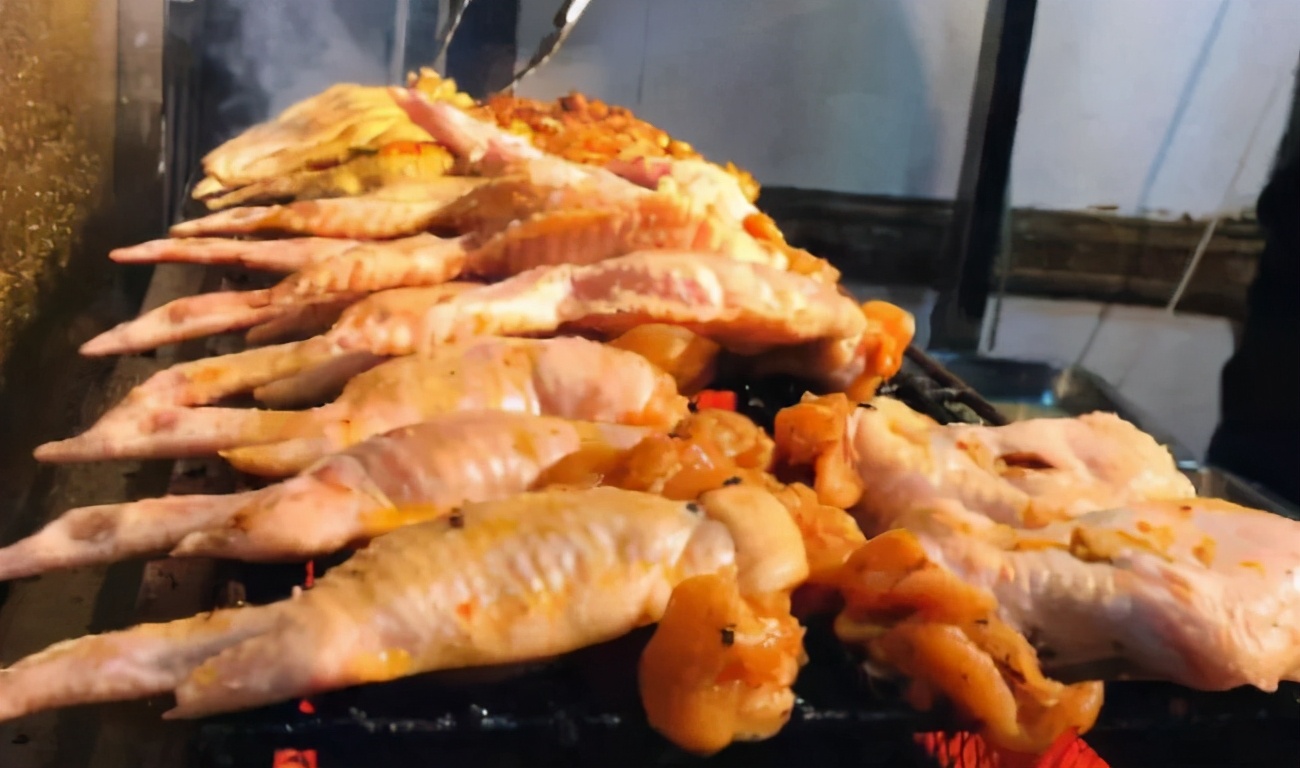 成都建设路小吃一条街美食推荐,成都建设路小吃街详细地址