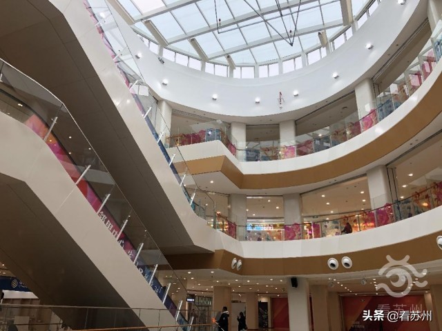 新加坡邻里中心概念,新加坡邻里中心商业模式