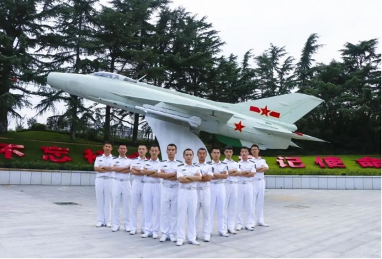 大连的海军院校,海军大连舰艇学院毕业什么军衔