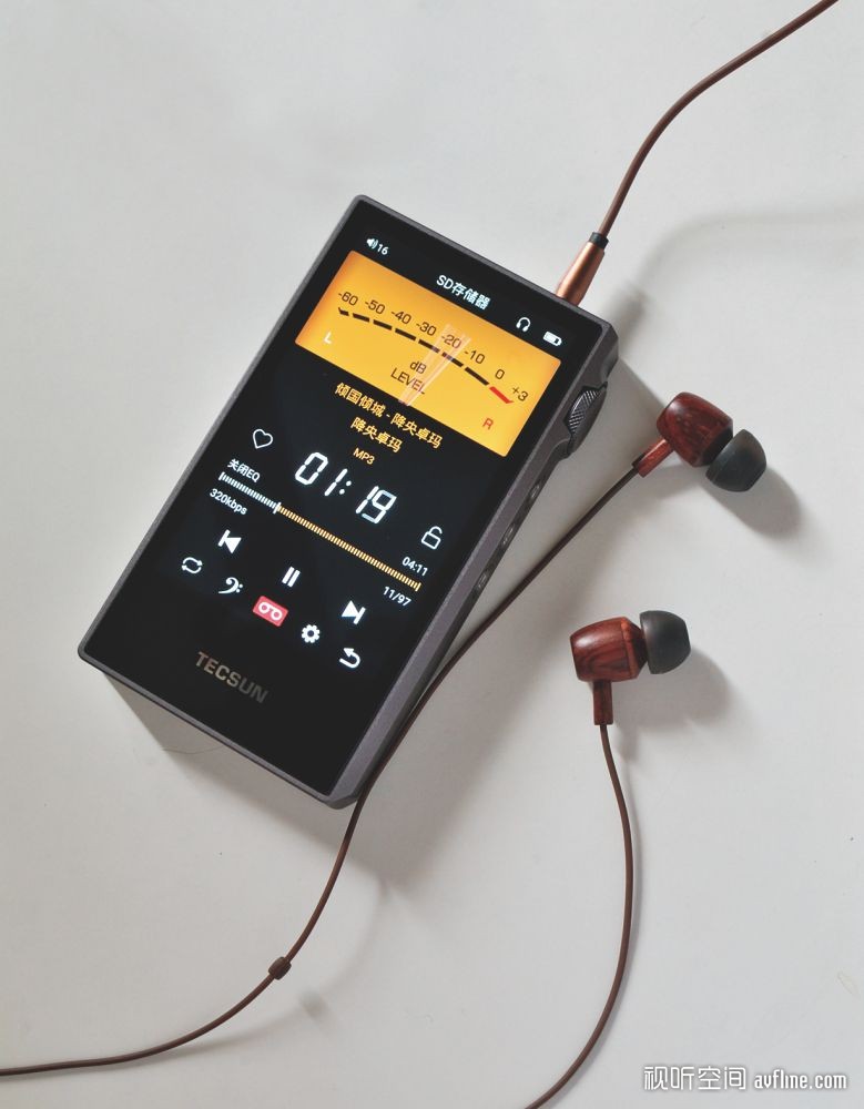 HIFI|品相品牌兼优的便携音乐系统：德生PD-60便携音乐*放播**器