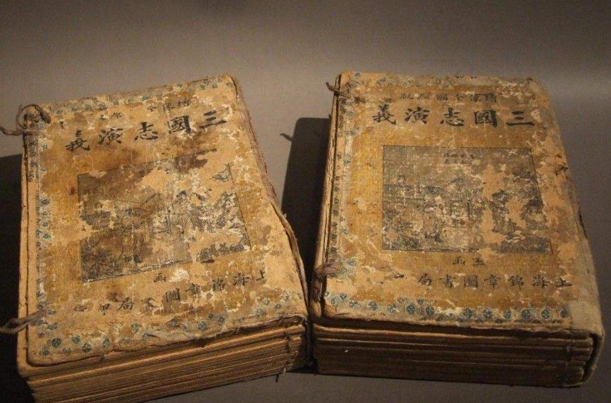 除了文言文看不懂，你第一次翻看《三国志》时遇到过什么困难？