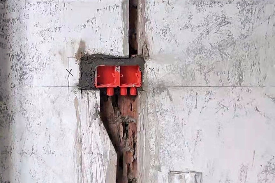 现场工地解说|060期吊顶的常见的材质有哪些?