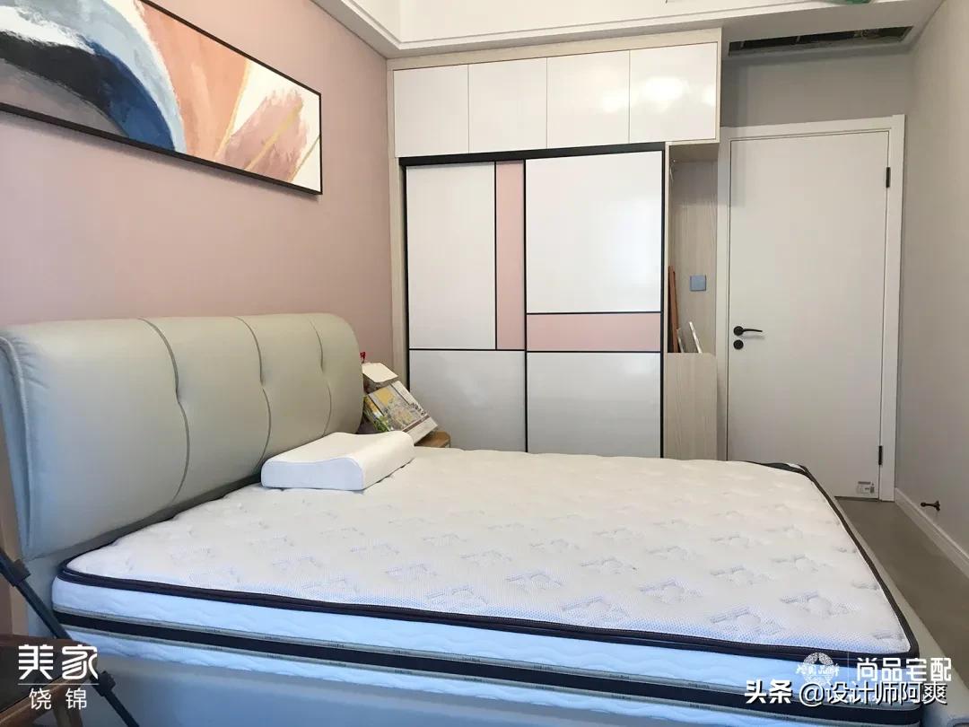 入户门正对客厅沙发玄关隔断,客厅正对大门有必要做隔断吗