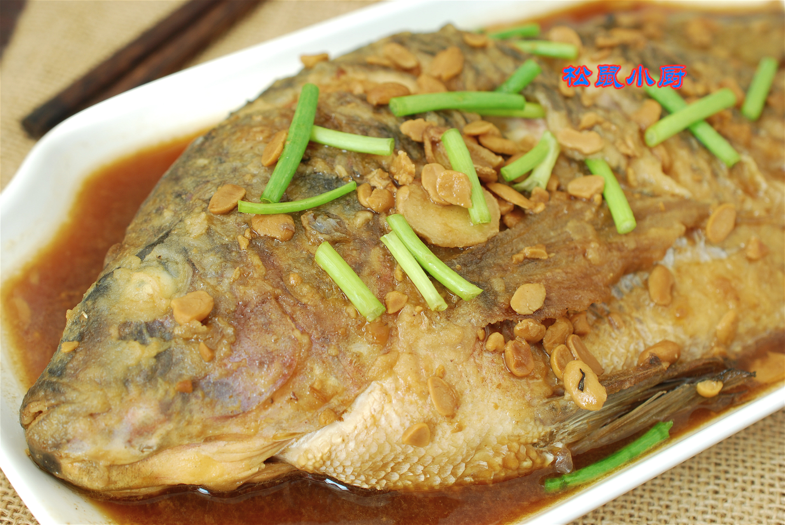 煎鱼家常做法是用面还是淀粉,煎鱼裹生粉的正确方法