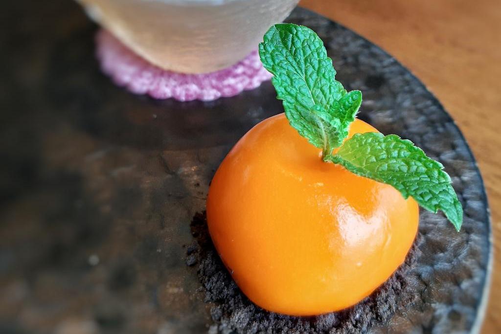 造型栩栩如生的港式点心，望见已不忍下箸