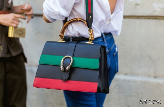 香奈儿包正品有瑕疵吗,香奈儿的包为什么比gucci贵那么多