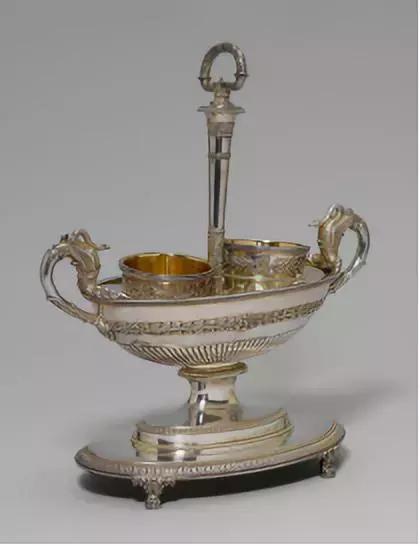 欧洲贵族生活是怎么样的,以前真实的欧洲贵族生活