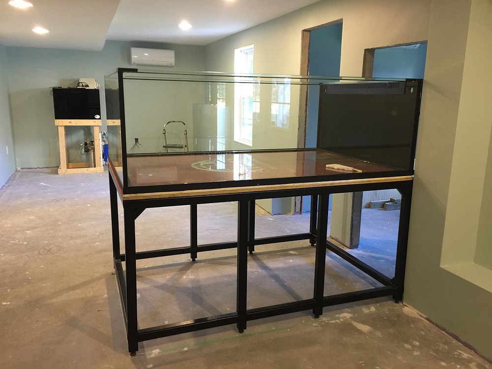 经典海水礁岩生态缸分享，180×120×60厘米三面观赏海缸