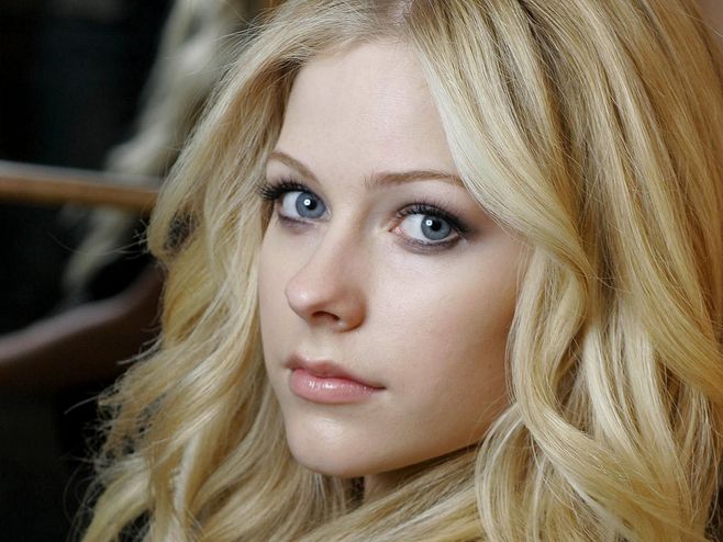 阿根廷拉美国家白人比例最高,拉美混血种人