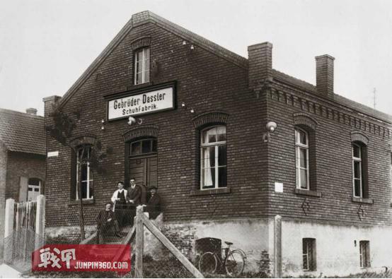 俄罗斯街头异国风情,俄罗斯人喜欢三叶草