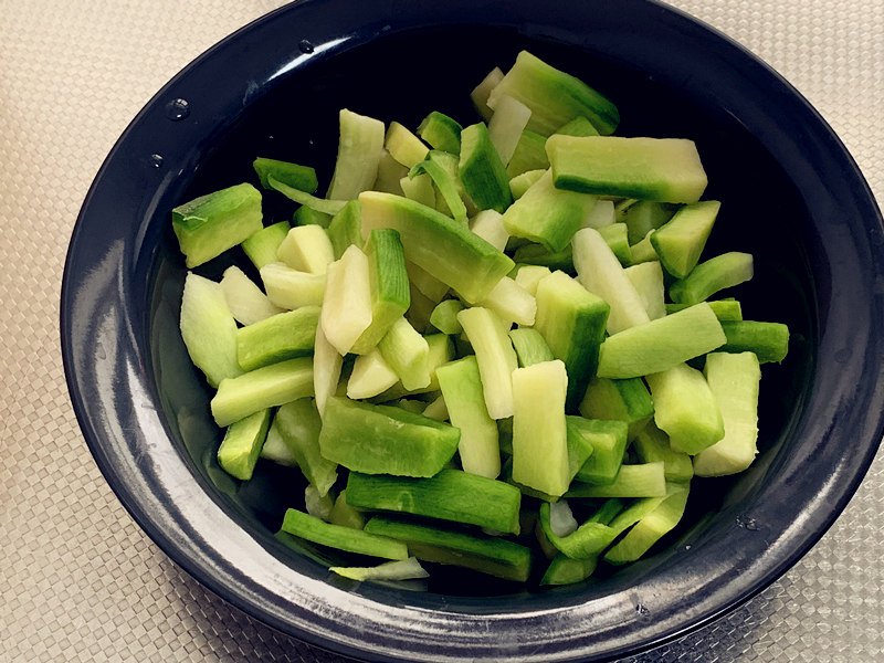 腌萝卜小秘诀,鲜脆酸甜腌萝卜